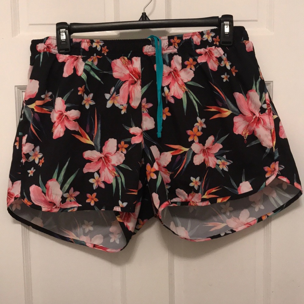 Old Navy floral gym shorts